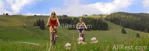 Sporthotel Floralpina 25
